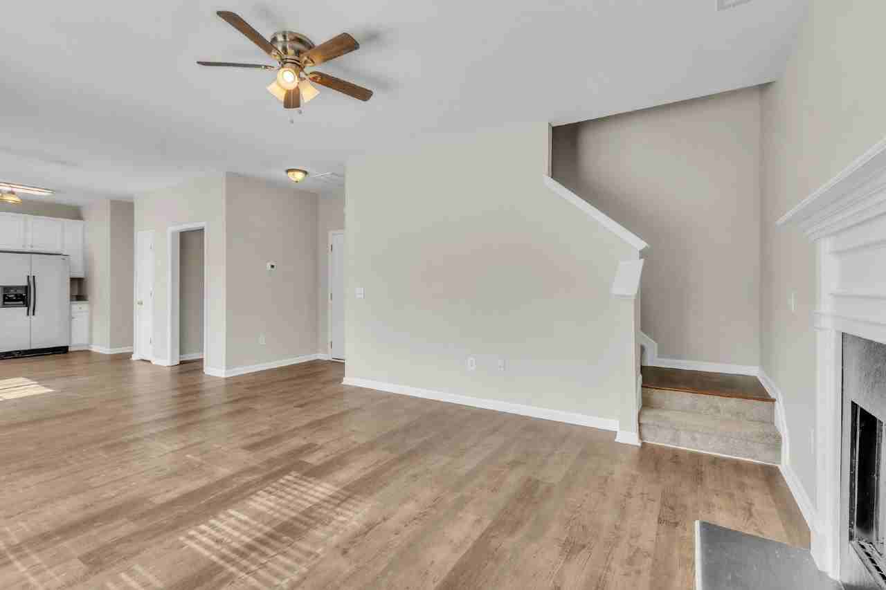 513 Walkingstick Way - Photo 6 of 31