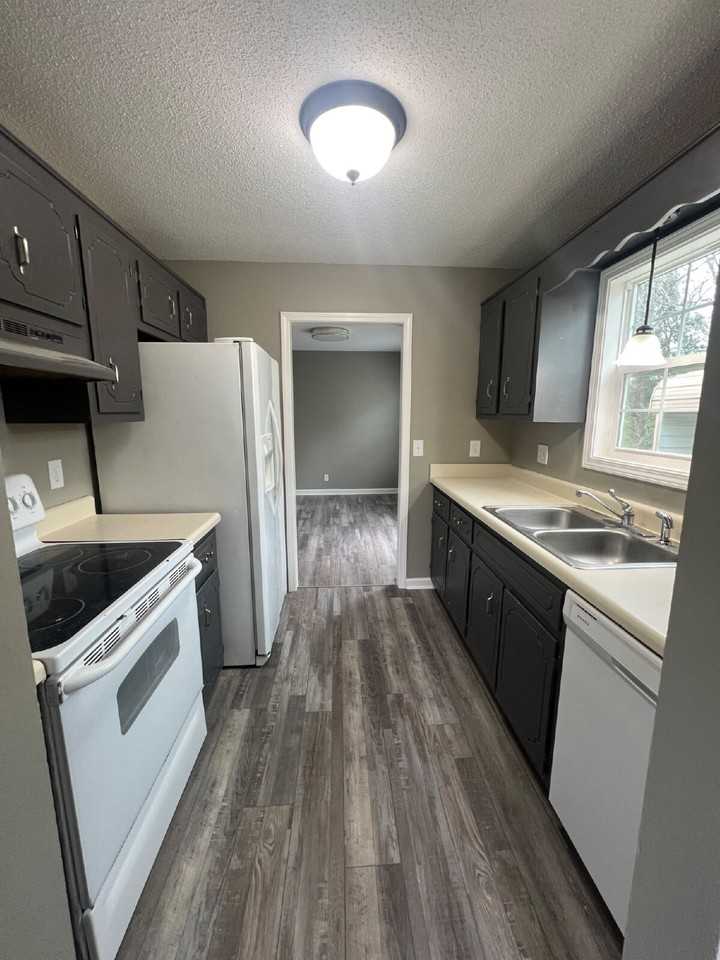 2303 Old Ashland City Rd - Photo 4 of 18