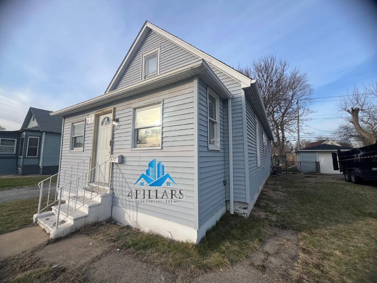 617 Kane St - Photo 5 of 11