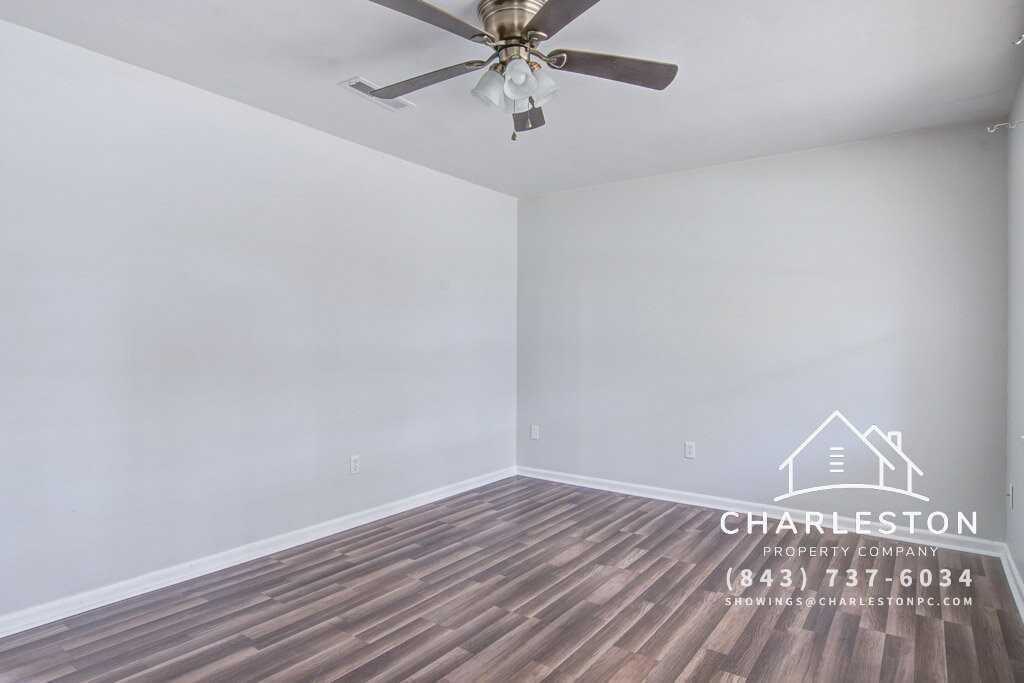 1908 Swift Ave - Photo 4 of 23