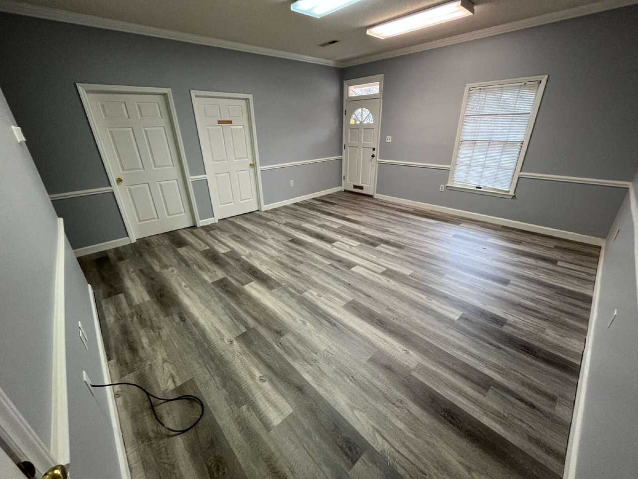 701 W Main St #H - Photo 5 of 9