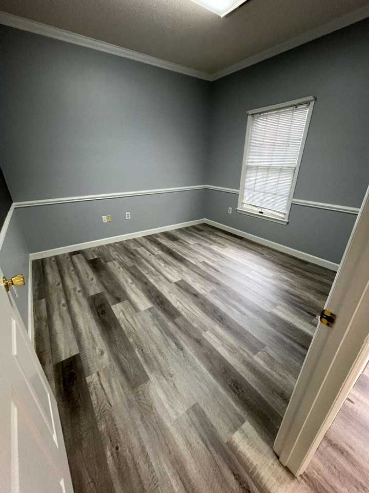 701 W Main St #H - Photo 6 of 9