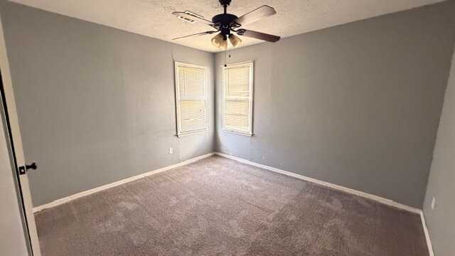 3737 Se 24th St - Photo 3 of 13