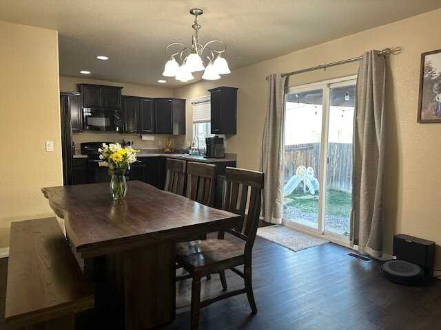 9839 Silver Stirrup Dr - Photo 3 of 28