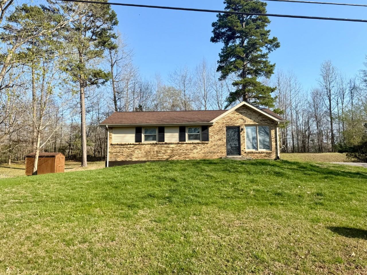 1322 Shady Lawn Dr - Photo 2 of 19