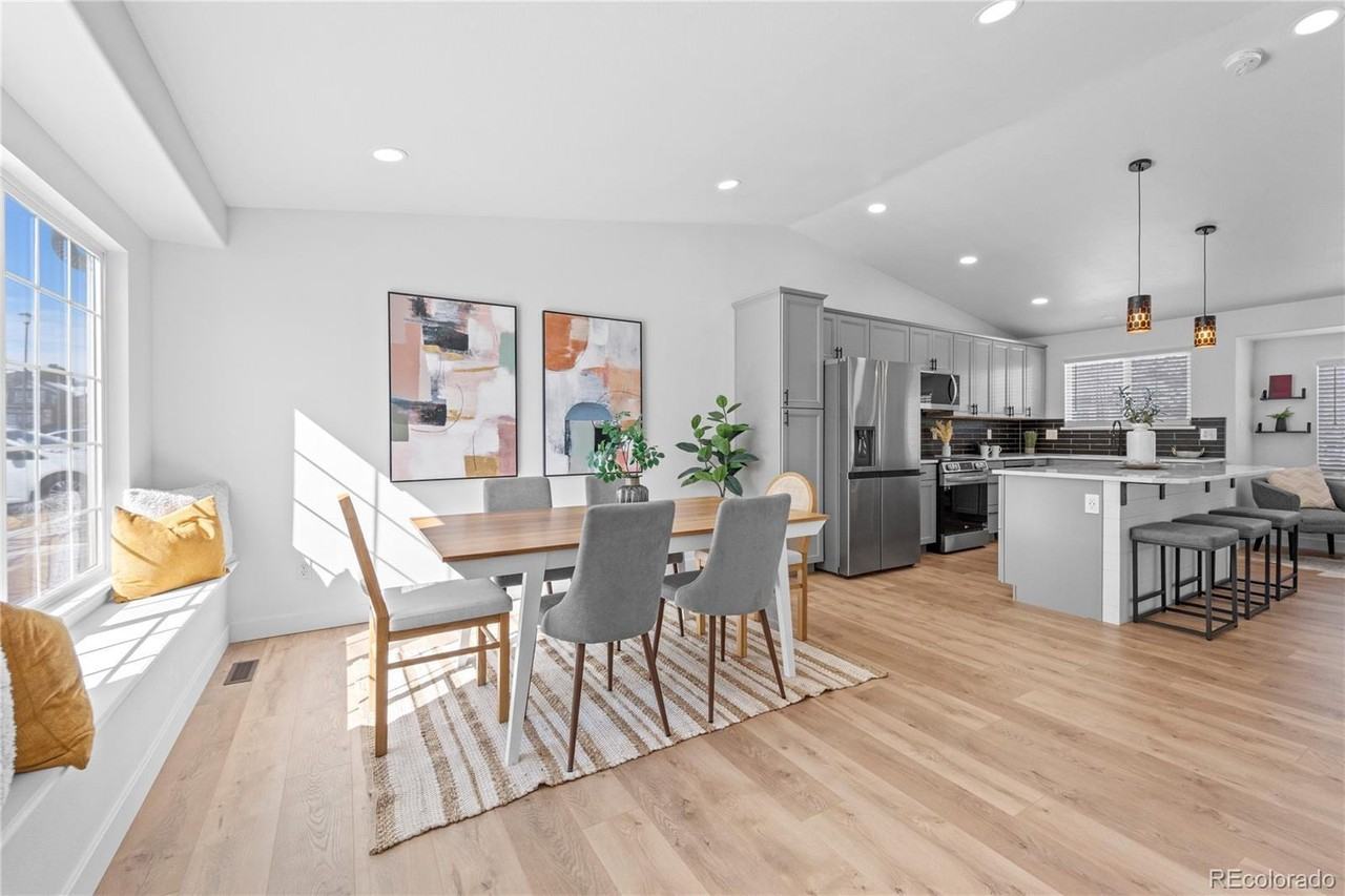 4865 Apollo Bay Dr - Photo 3 of 34