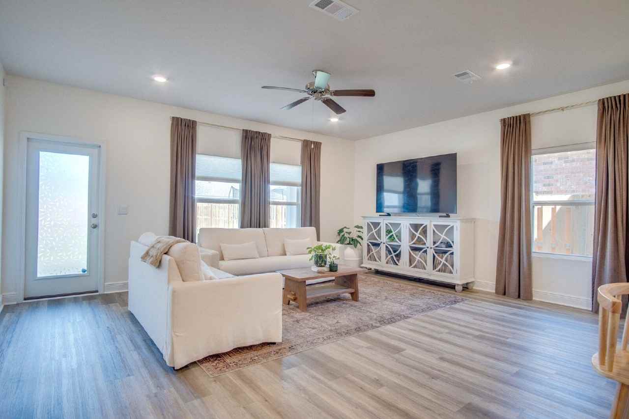 8130 Fir Tree Dr - Photo 6 of 40