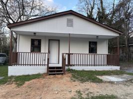 featured image of 549 Straight St