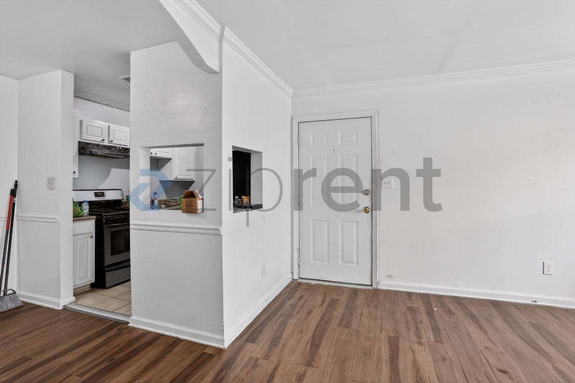 1212 Utoy Springs Rd Sw #29 - Photo 2 of 18