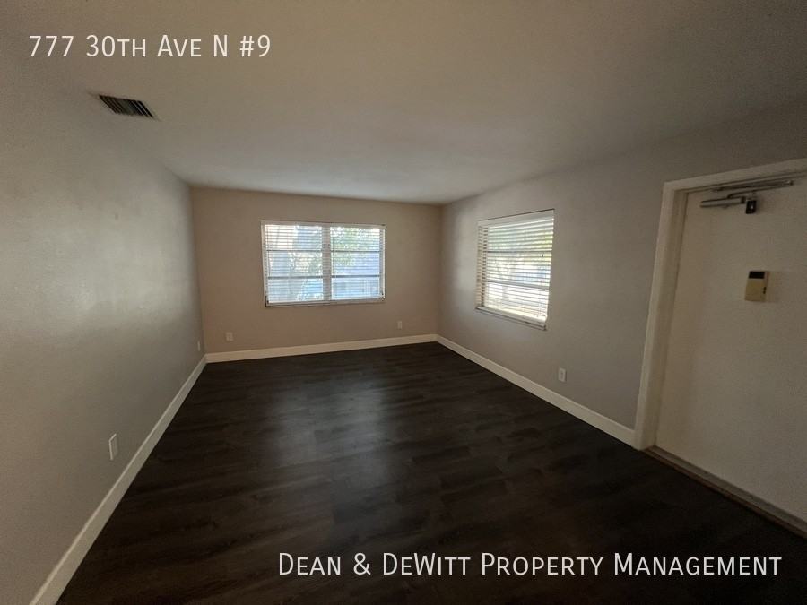 777 30th Ave N - Photo 4 of 11