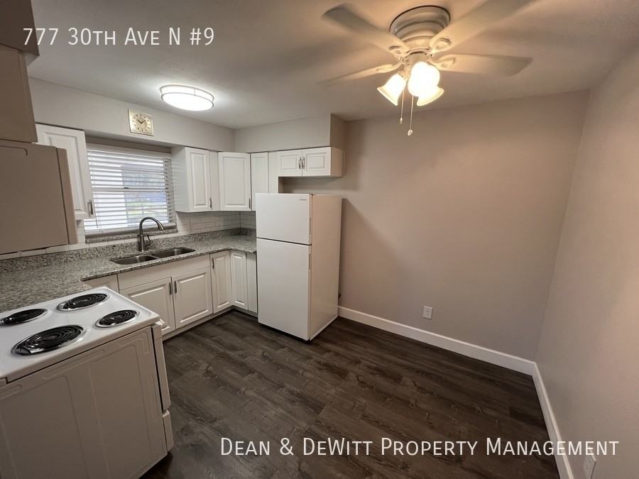 777 30th Ave N - Photo 5 of 11