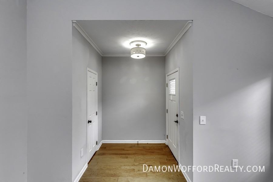 34 Park Crest Pl - Photo 2 of 43