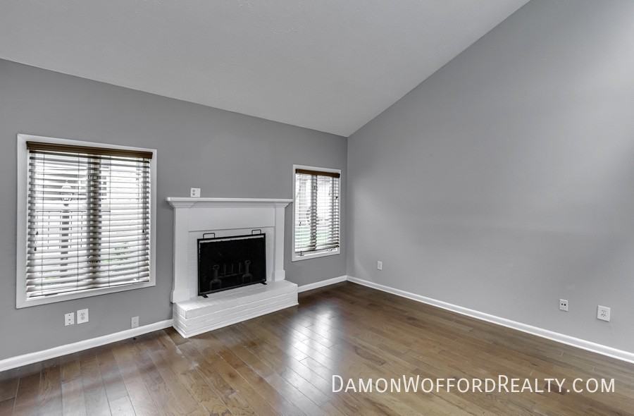 34 Park Crest Pl - Photo 4 of 43