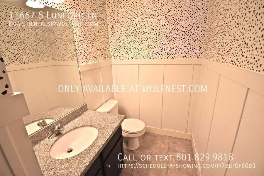 11667 S Lunford Ln - Photo 7 of 40