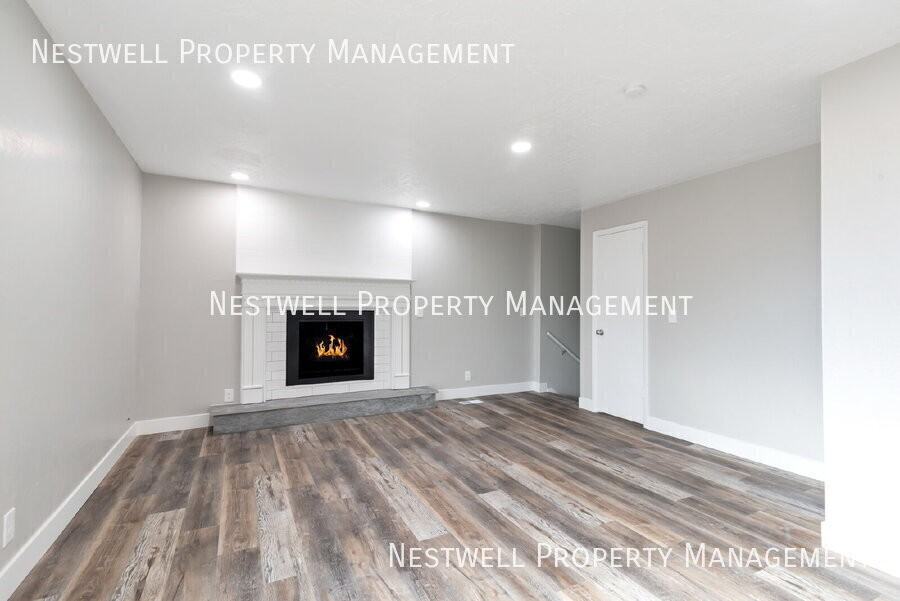 2162 S Wasatch Dr - Photo 3 of 19