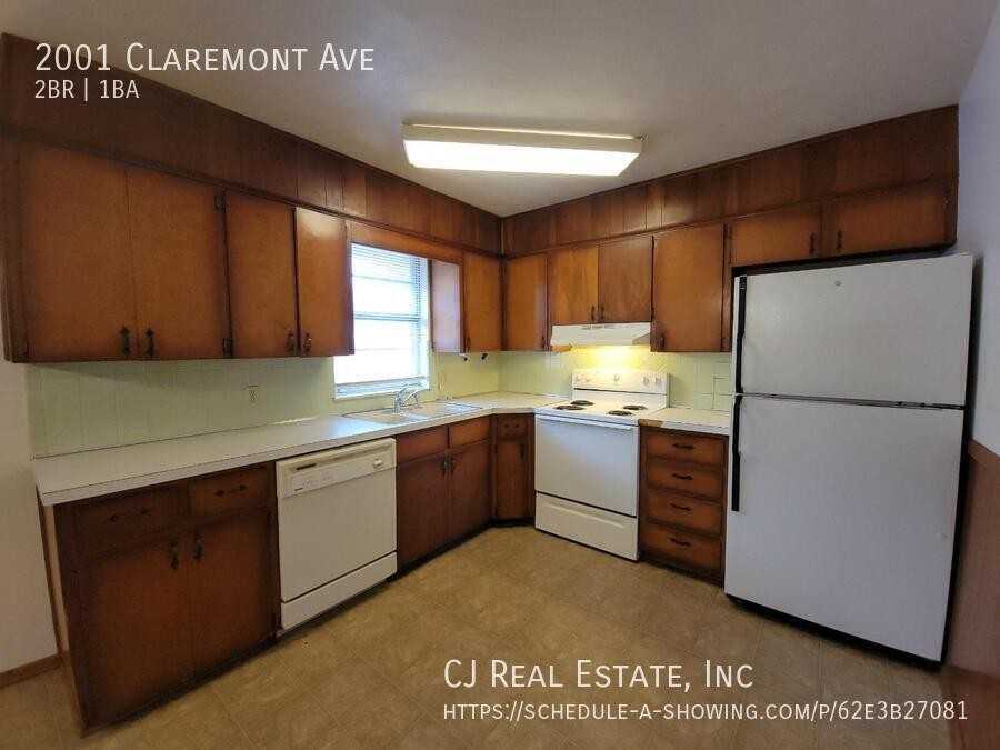 2001 S Claremont Ave - Photo 6 of 10