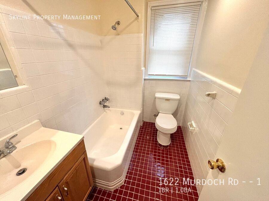 1622 Murdoch Rd #1 - Photo 7 of 9