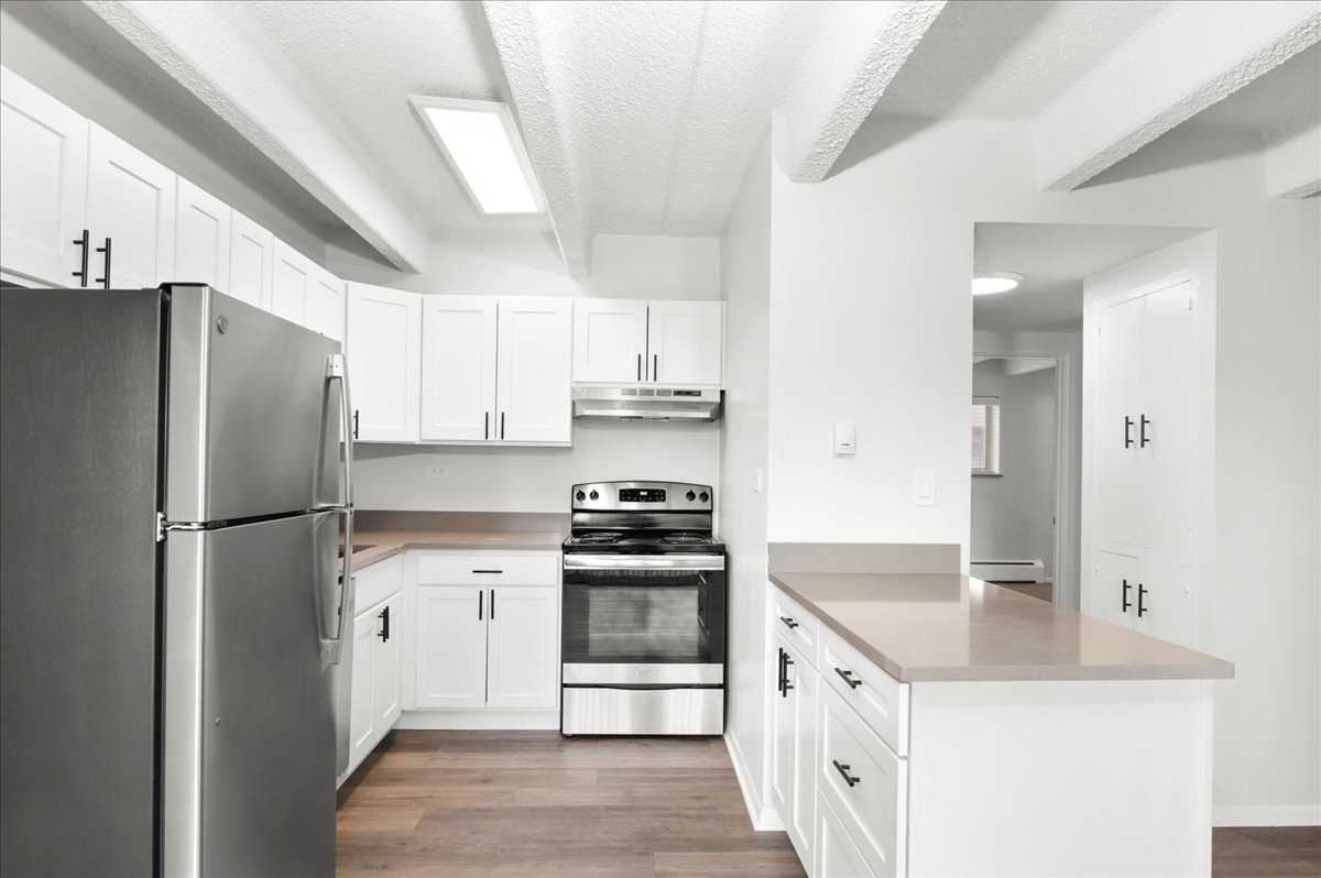 4567 E Yale Ave #103 - Photo 3 of 42