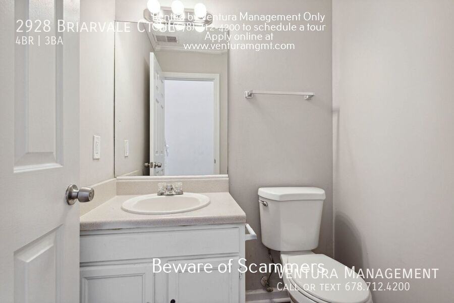 2928 Briarvale Ct Se - Photo 5 of 36