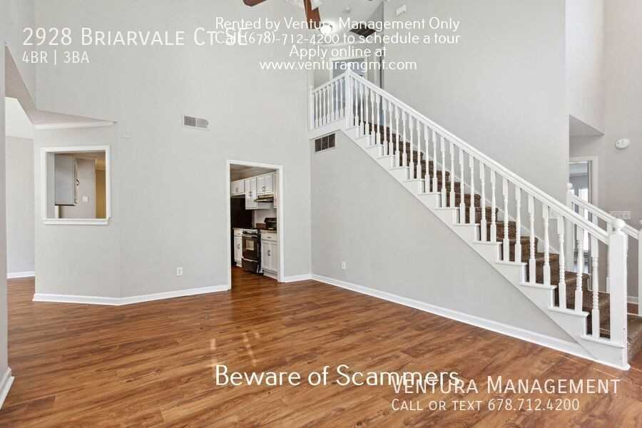 2928 Briarvale Ct Se - Photo 7 of 36