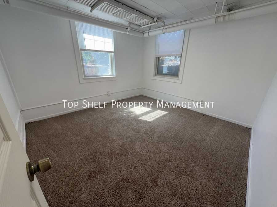 2419 Cottage Grove Ave #7 - Photo 4 of 6