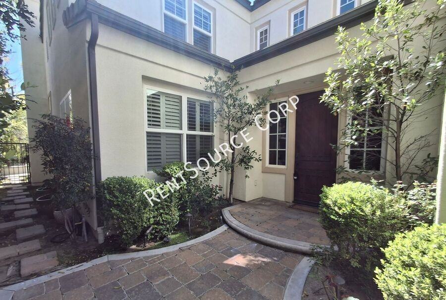 27046 Maple Tree Ct - Photo 6 of 50