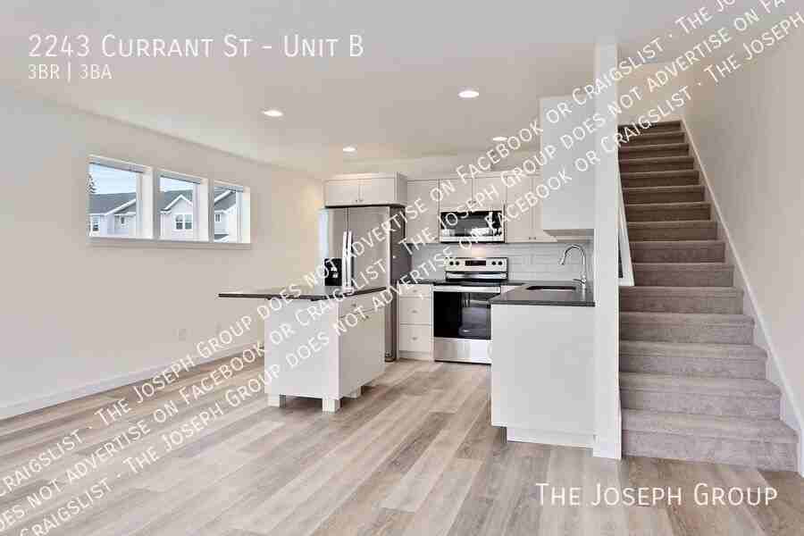 2243 Currant St #B - Photo 6 of 30