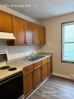 featured image of 924 Windsor Ave #2