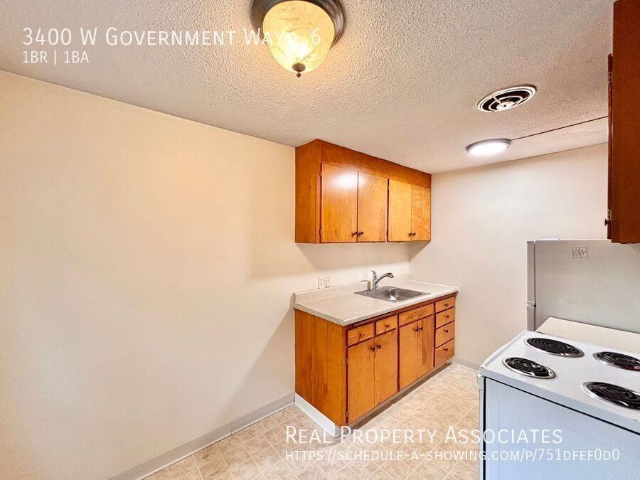 3400 W Government Way #6 - Photo 4 of 18