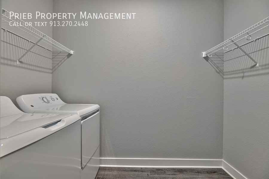 22204 W 123rd Ter #210B6 - Photo 3 of 8