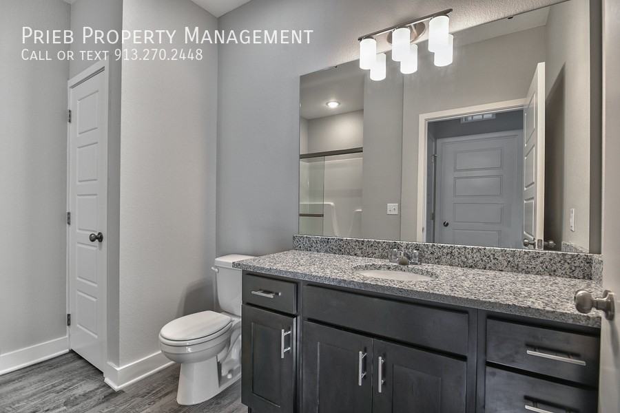 22204 W 123rd Ter #210B6 - Photo 6 of 8