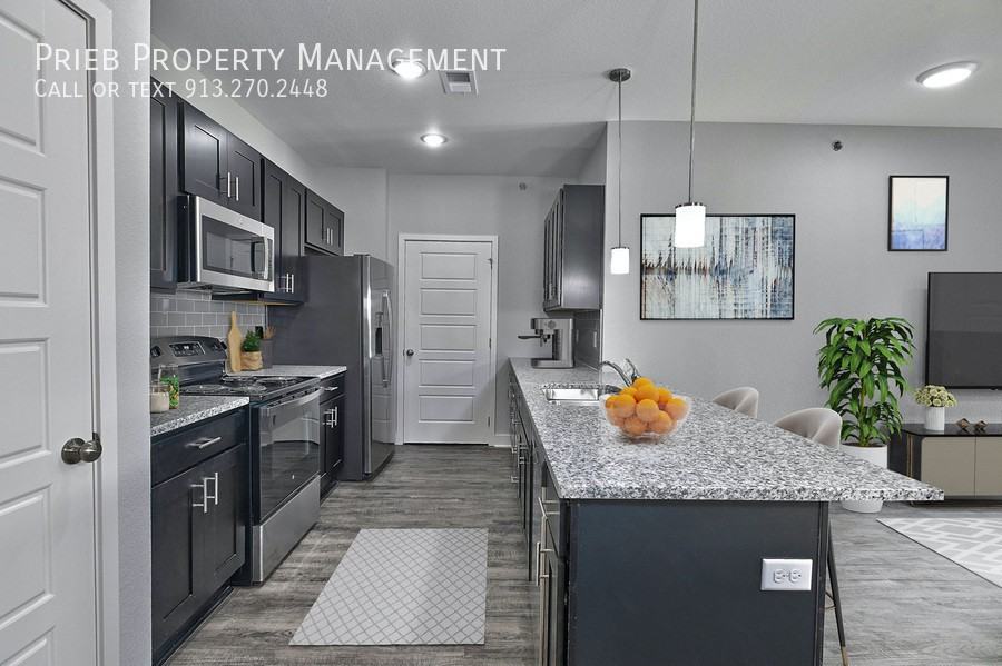 22204 W 123rd Ter #309B6