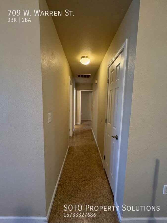 709 Warren St - Photo 6 of 14