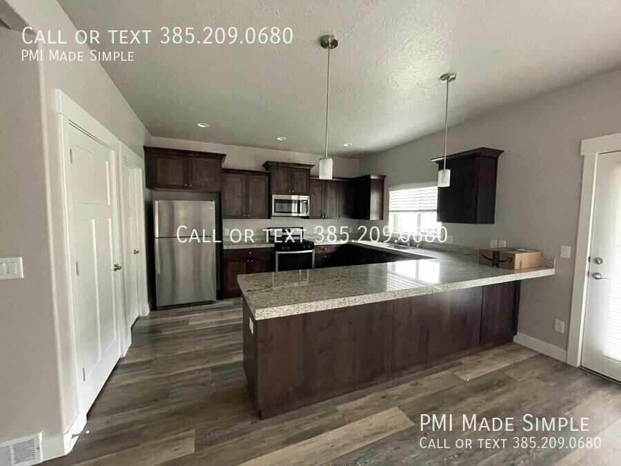 910 S Aspen Pl - Photo 2 of 31