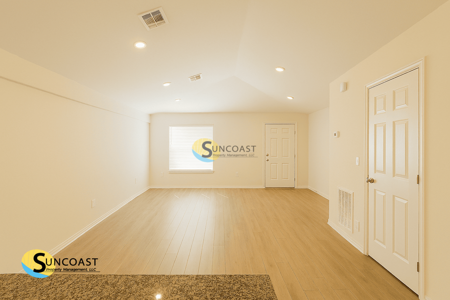 608 Skyline Blvd - Photo 4 of 15