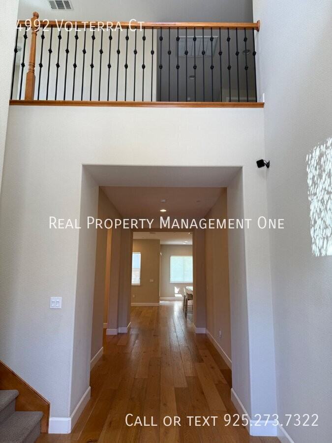 4992 Volterra Ct - Photo 3 of 50