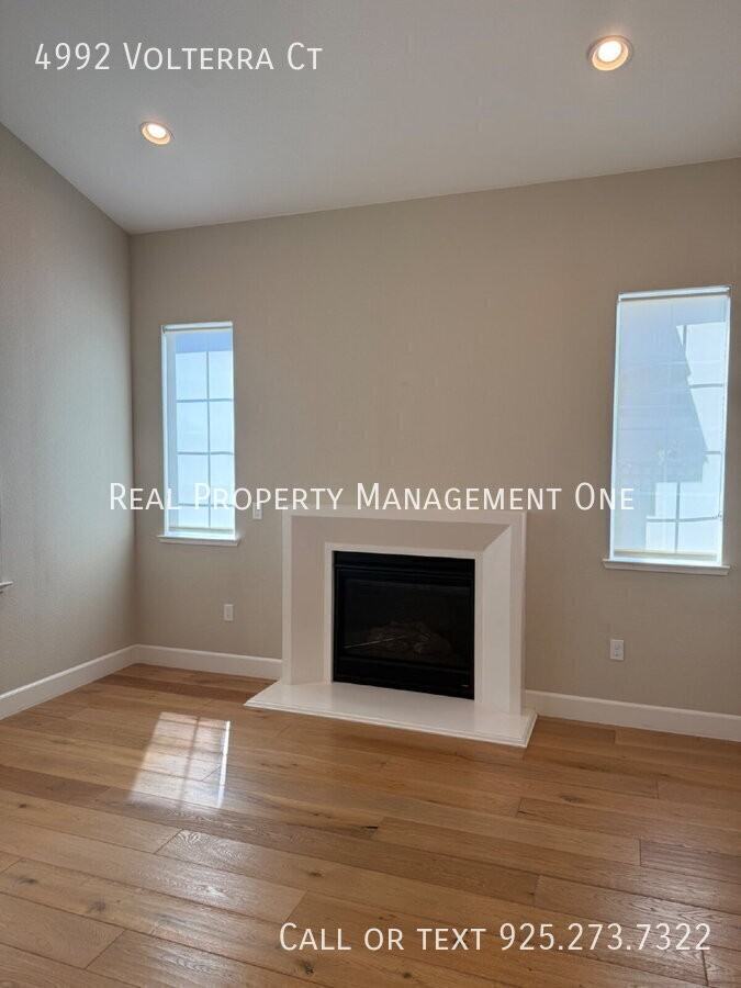 4992 Volterra Ct - Photo 5 of 50