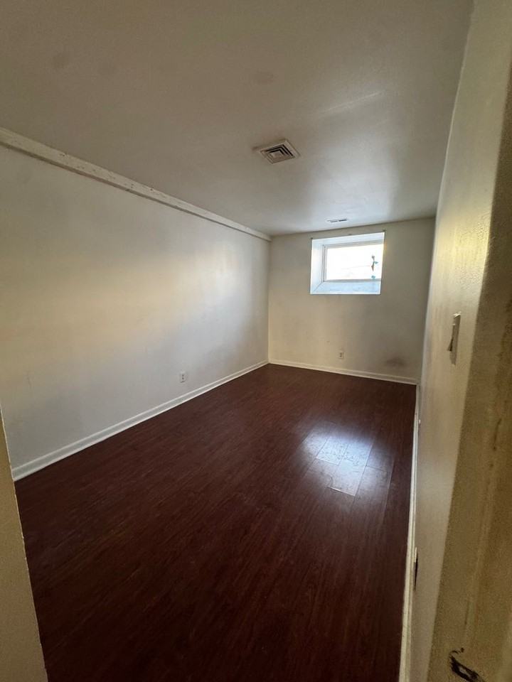 Cigar Factory Apartments - Photo 7 of 12