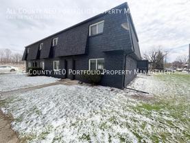 376 Woodland Ave #C - Photo 1 of 1