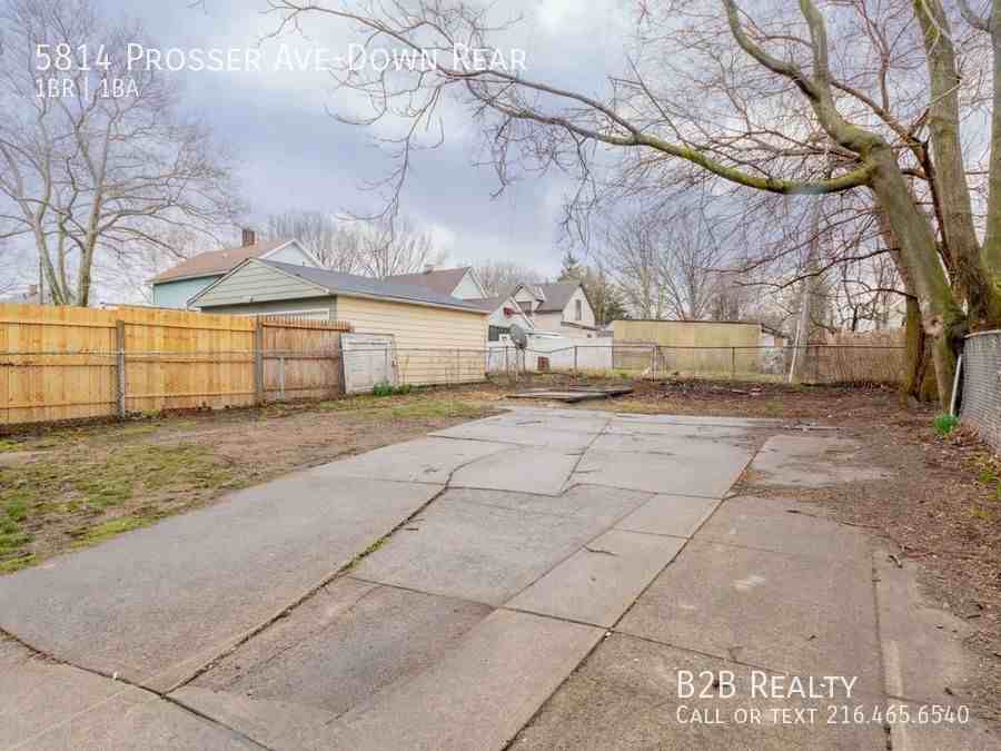 5814 Prosser Ave-Down Rear - Photo 4 of 27