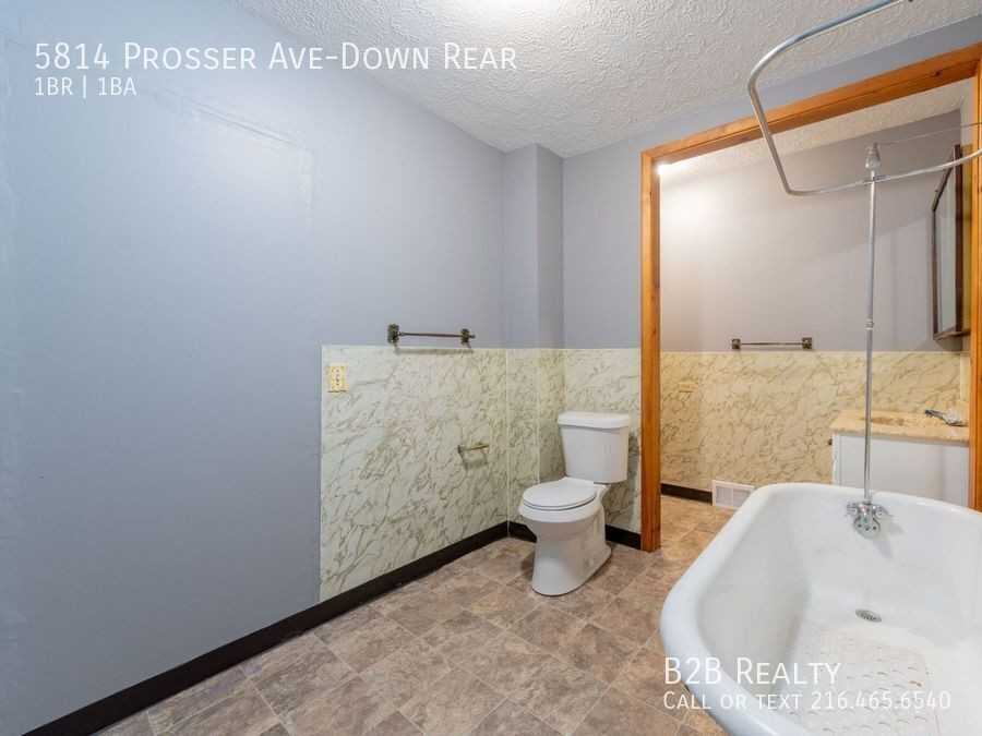 5814 Prosser Ave-Down Rear - Photo 7 of 27