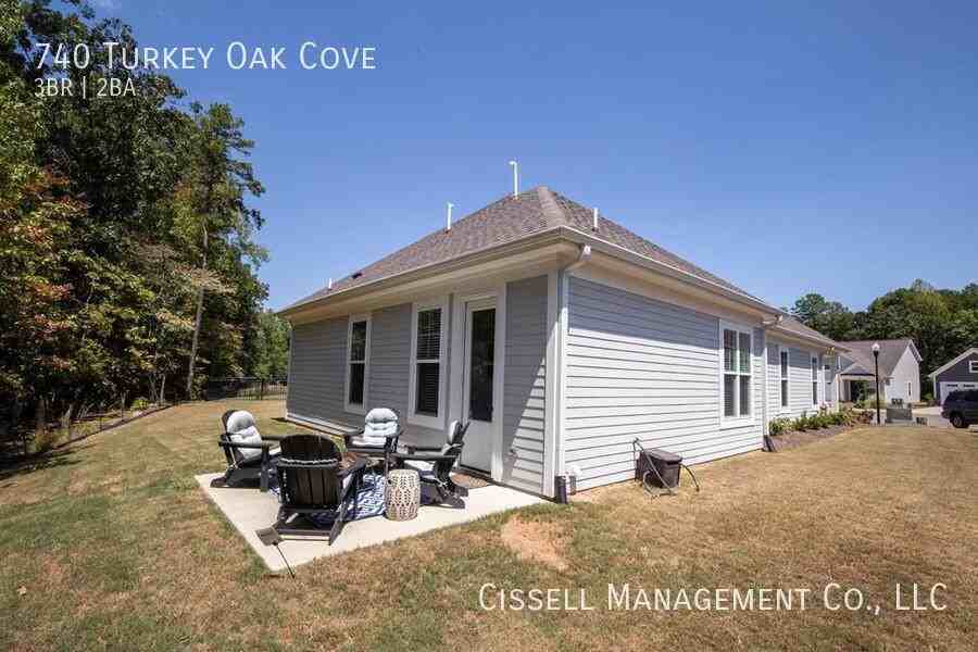 740 Turkey Oak Cv - Photo 4 of 21