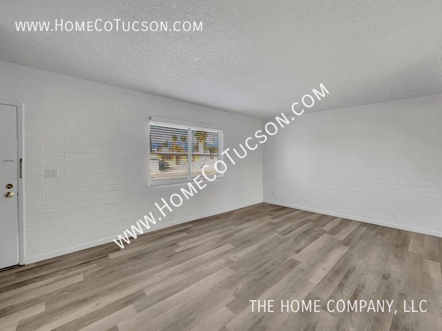 3666 E Ellington Pl - Photo 5 of 22