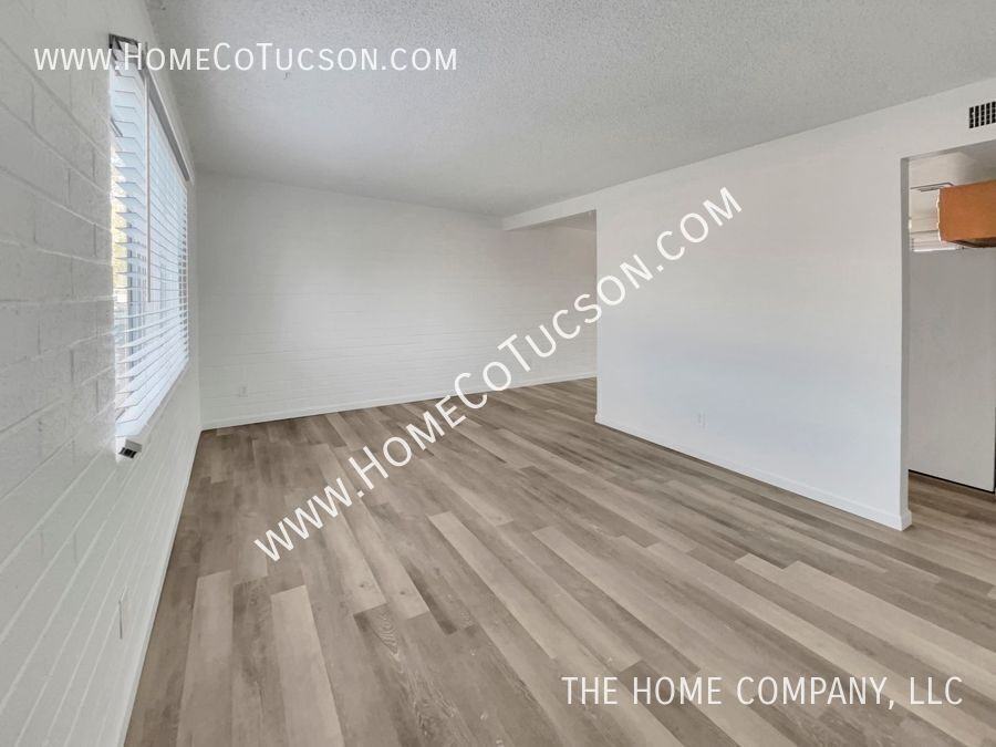 3666 E Ellington Pl - Photo 6 of 22