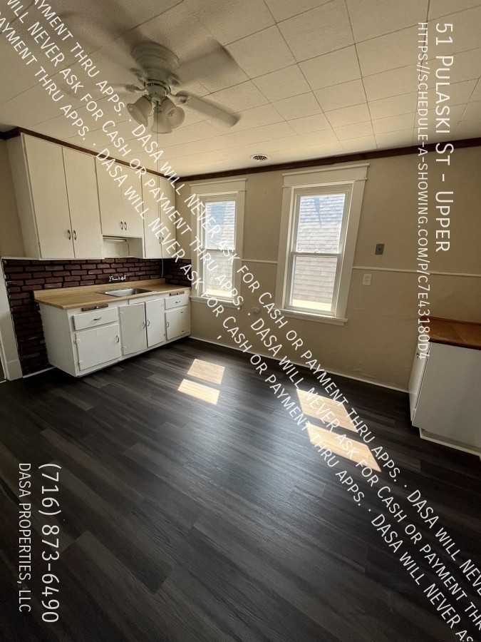 51 Pulaski St - Photo 4 of 10