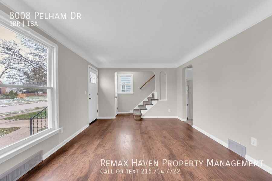 8008 Pelham Dr - Photo 5 of 27