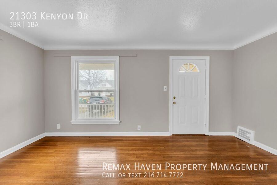 21303 Kenyon Dr - Photo 4 of 28