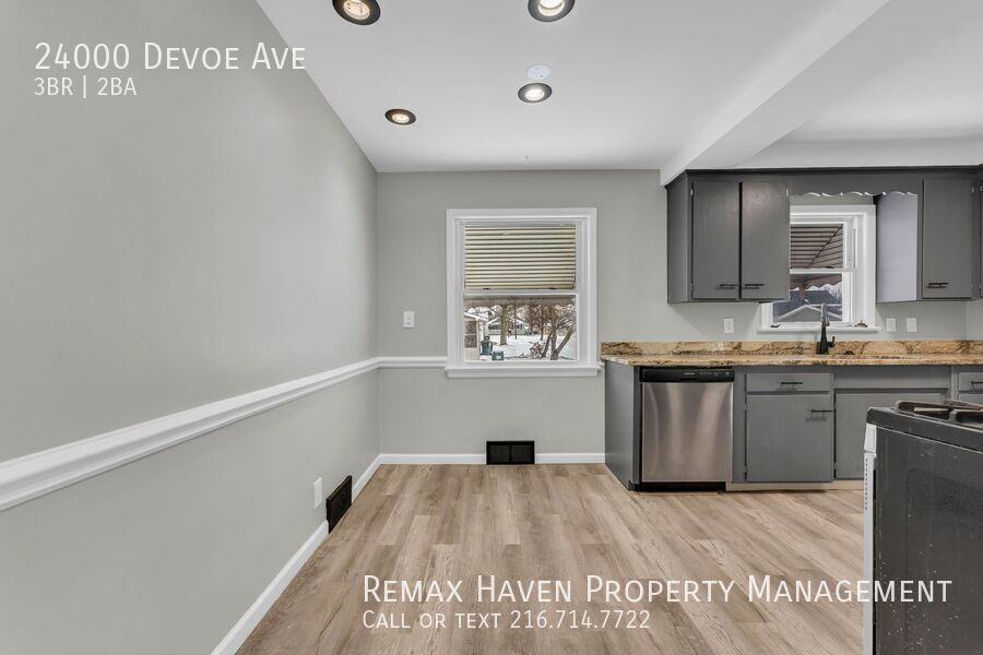 24000 Devoe Ave - Photo 7 of 30