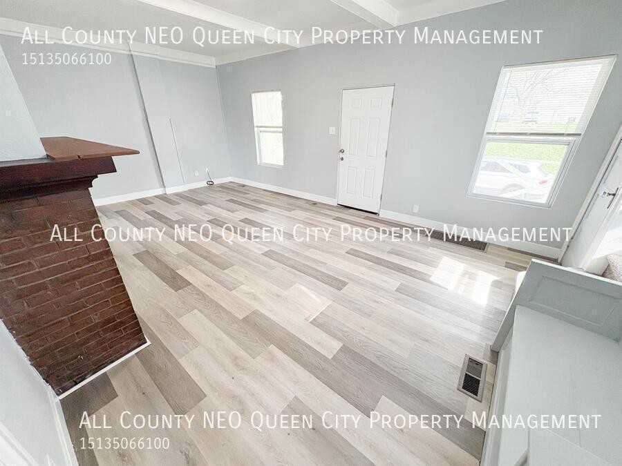 115 Livingston Ave - Photo 4 of 25