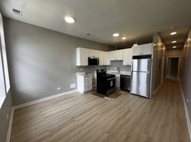 4007 W School St #D - Photo 1 of 1